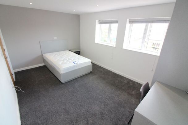 Moor Lane, Preston - Photo 1