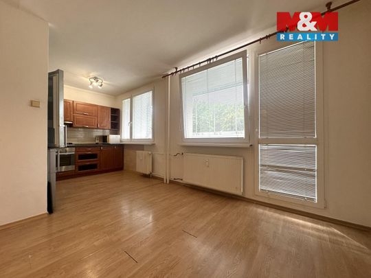 Pronájem bytu 2+1 50 m² - Photo 1