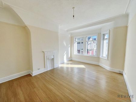 3 bedroom terraced house to rent - Photo 3