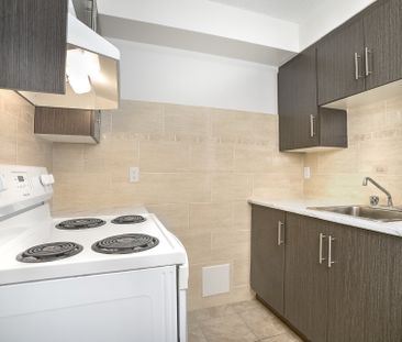 5450 Ch. Queen Mary Montréal (Côte-des-Neiges, QC H3X - Photo 1