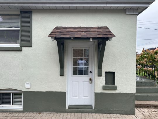 For Lease - 120 Central Park Boulevard Unit# Lower, Oshawa, Ontario - Photo 1