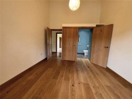 3 bedroom detached house to rent - Photo 5