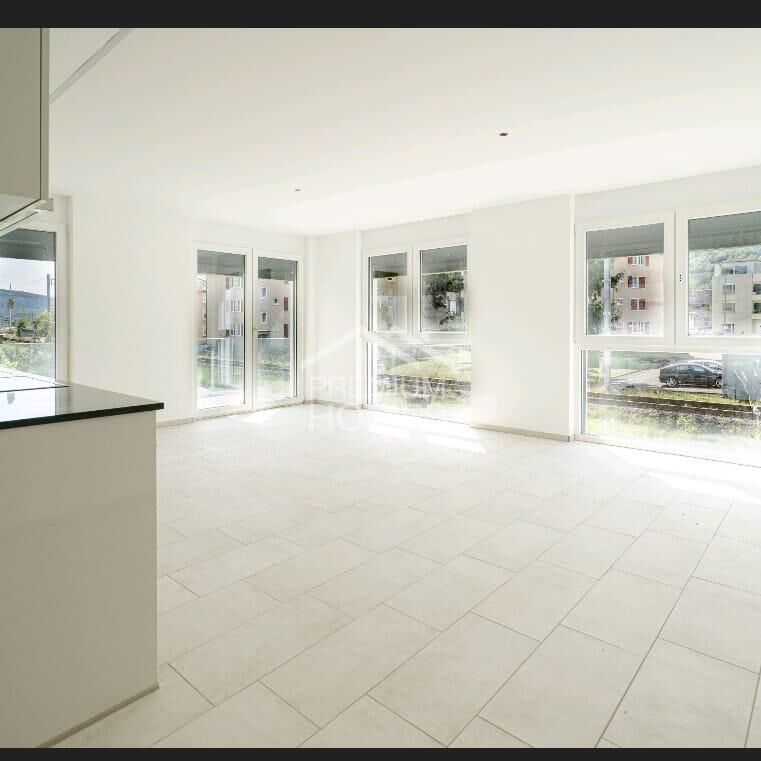 Modern garden apartment to fall in love with! - Photo 1