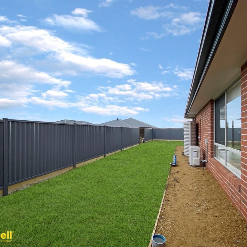 85 Lugano Avenue, Alfredton - Photo 1