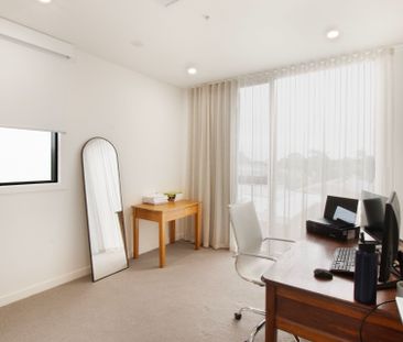 Modern Two Bedroom Apartment in Goodwood With Stunning Views - Photo 2