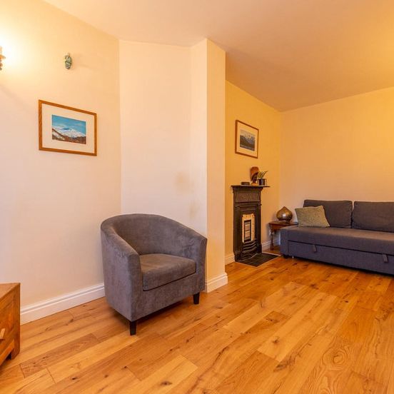 Underhill Street - Photo 1