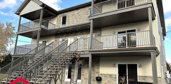 Appartement Saint-Clet � Louer - Photo 2