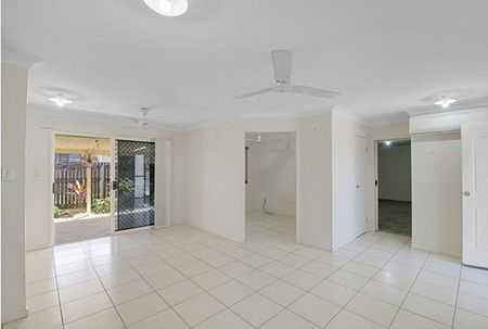 3B Beaconsfield Road, Beaconsfield - Photo 3