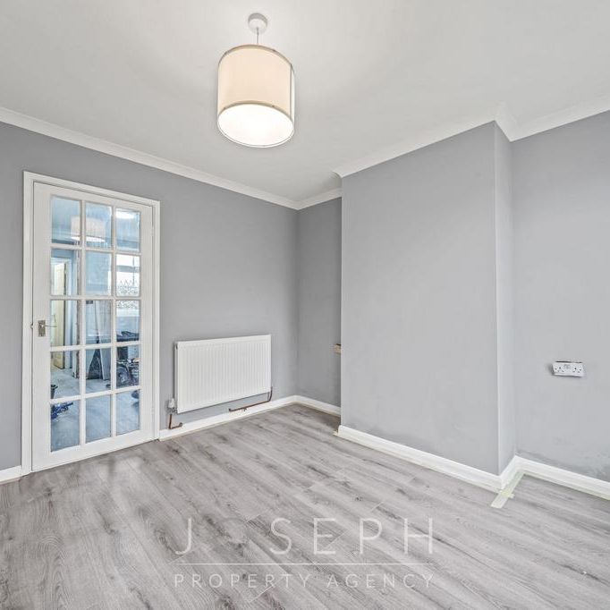 2 bedroom terraced house to rent - Photo 1