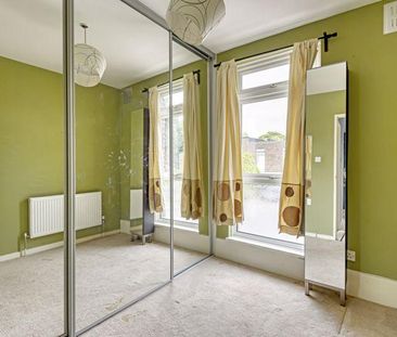 4 bedroom terraced house to rent - Photo 4