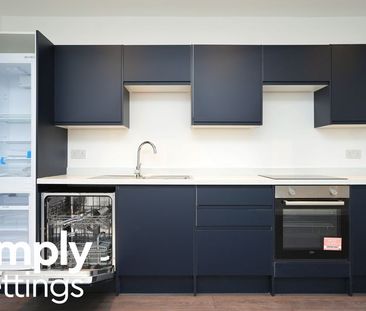 2 Bed property for rent - Photo 4