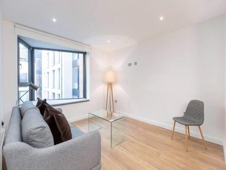 1 bedroom flat to rent - Photo 2