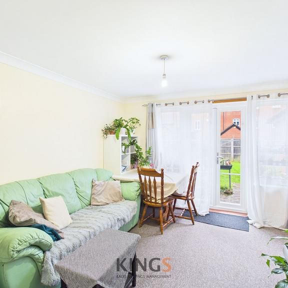 3 bedroom terraced house to rent - Photo 1