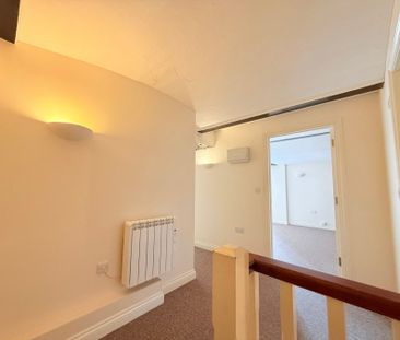 Sherborne Road, Yeovil, Somerset - Photo 6