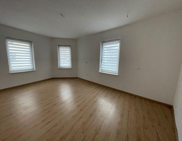 Wohlfühlwohnung: Moderne & helle 3-Zimmerwohnung mit Einbauküche - Photo 1