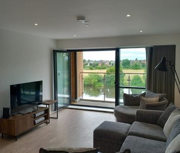 2 Bed Flat, Yacht Club Place, NG2 - Photo 4