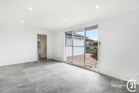 Modern Home ! - Photo 3