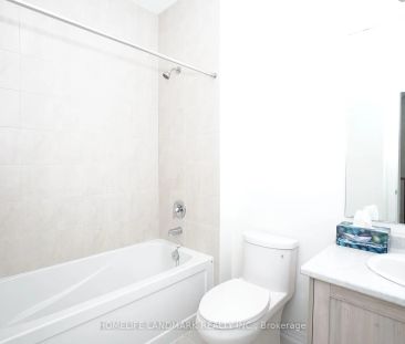 Condo Townhouse For Lease | N9246880 - Photo 1