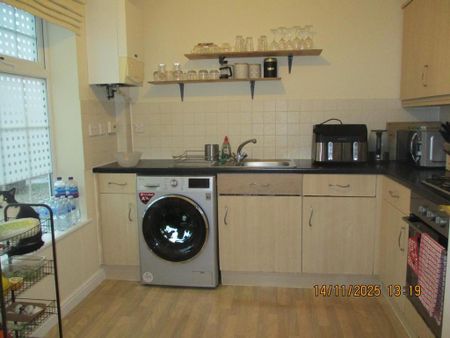 3 bedroom townhouse to rent - Photo 5