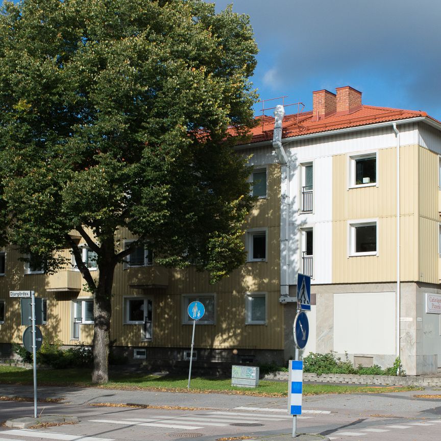Carlavägen, Eskilstuna - Photo 1
