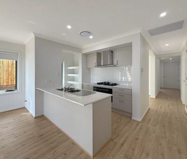 Near New Family Home - Photo 4