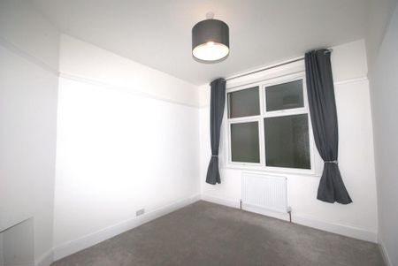 2 bedroom maisonette to rent - Photo 4