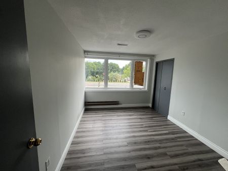 For Lease - 19834 Airport Road Unit# 3A, Caledon, Ontario - Photo 3