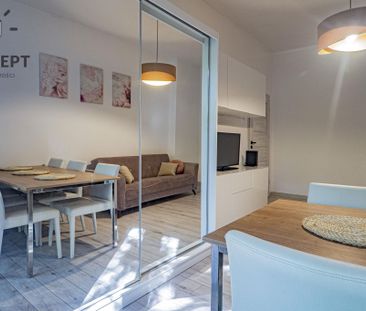 Rozkładowe 2 pokoje tuż przy pl. Grunwaldzkim - Zdjęcie 2