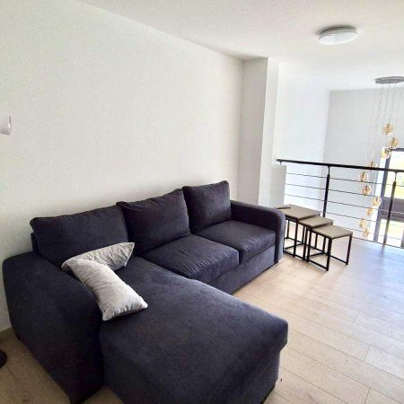 Location / Duplex - Photo 1