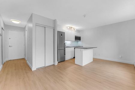 145 York St - Photo 2