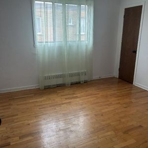 5 1/2 à louer à Sainr-Léonard - Photo 2