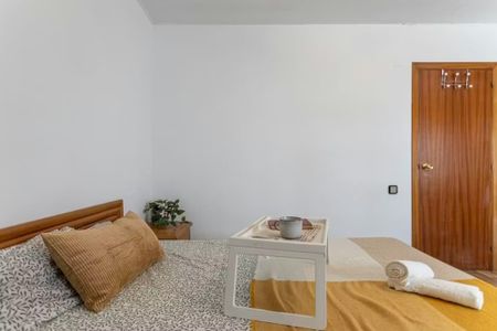 Carrer del Poeta Más i Ros, Valencia, Valencian Community 46022 - Photo 5