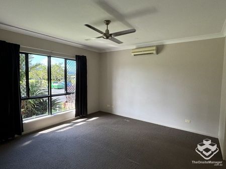 4 BEDROOM NON-FURNISHED HOUSE - Photo 2