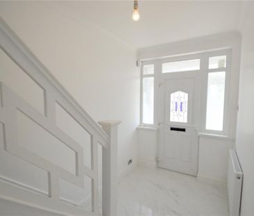 4 bedroom terraced house to rent - Photo 3
