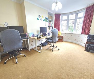 3 bedroom semi-detached house to rent - Photo 5