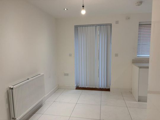 3 BED End of terrace house To rent - Photo 1