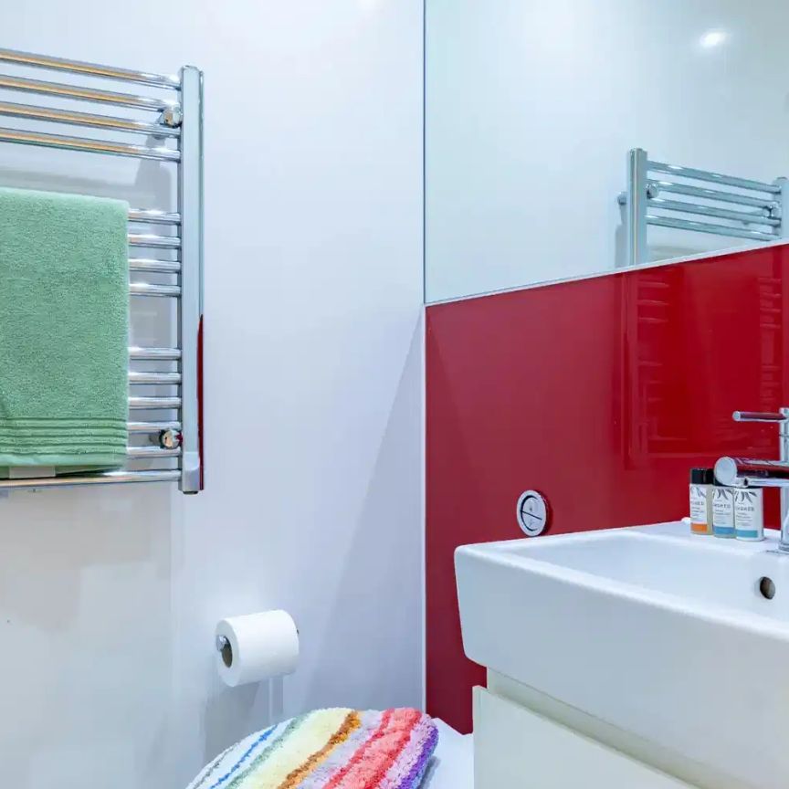 Premium Ensuite Mid Level - Photo 1