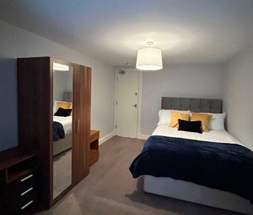 5 bedroom apartment to rent - Photo 4