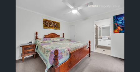 4 Bedroom Modern Home! - Photo 3