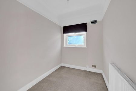 4 bedroom terraced house to rent - Photo 5