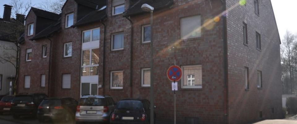 Ruhig gelegene 3,5 Raum DG Wohnung in GE-Buer mit Balkon - Foto 1