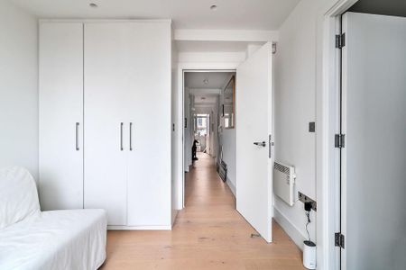 3 bedroom apartment to rent - Photo 2