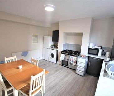 Thornville Place, Hyde Park, Leeds, LS6 - Photo 5