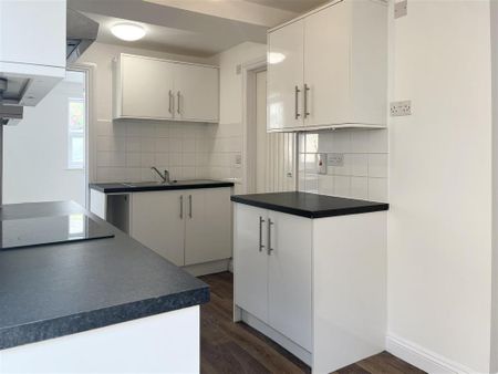 1 bedroom apartment to rent - Photo 4