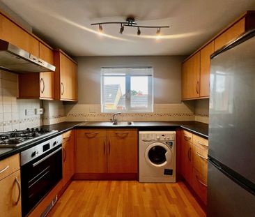 Stag Drive, ., Hedge End - Photo 4