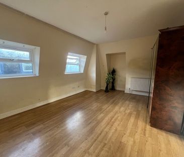 2 bed Apartment for Rent - Photo 4