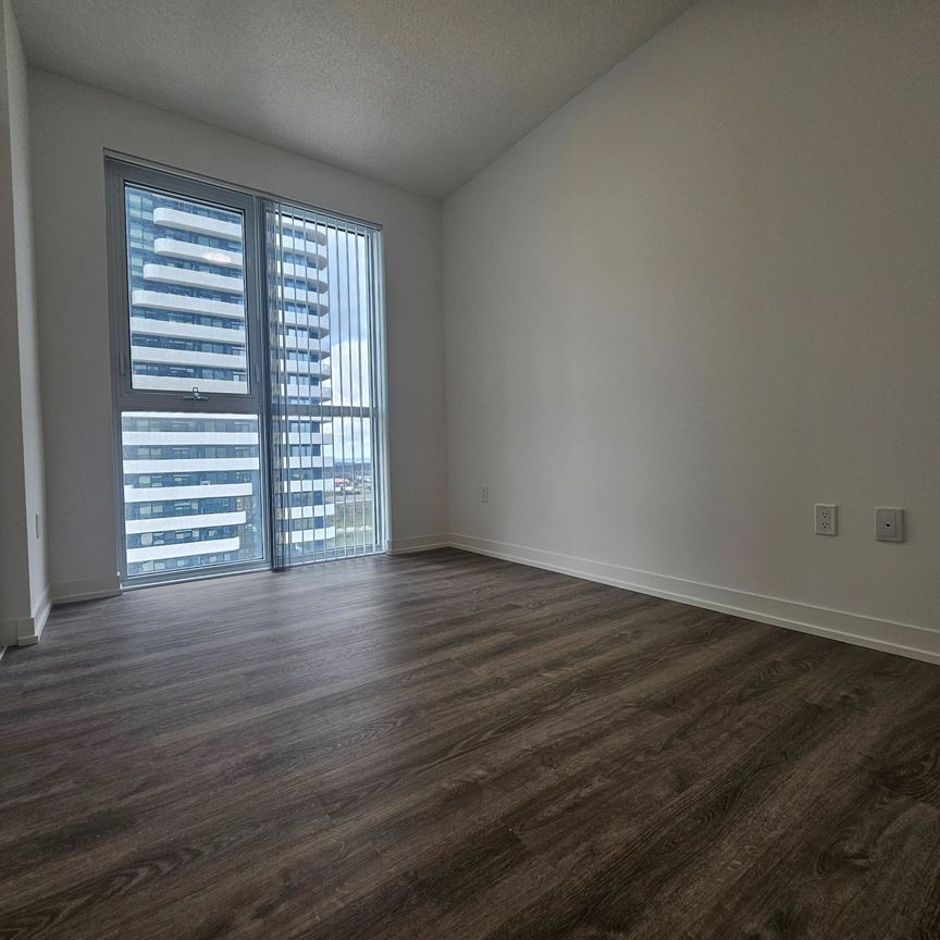 For Lease - 8 Interchange Way Unit# 1812, Vaughan, Ontario - Photo 1