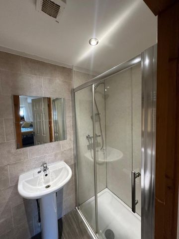 5 bedroom apartment to rent - Photo 5