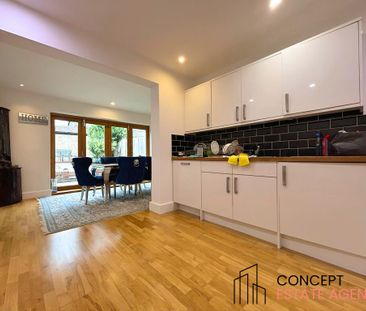 3 bedroom terraced house to rent - Photo 6