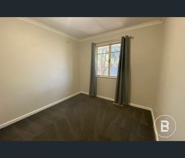 20 Clarence Avenue, Kennington, Vic 3550 - Photo 6